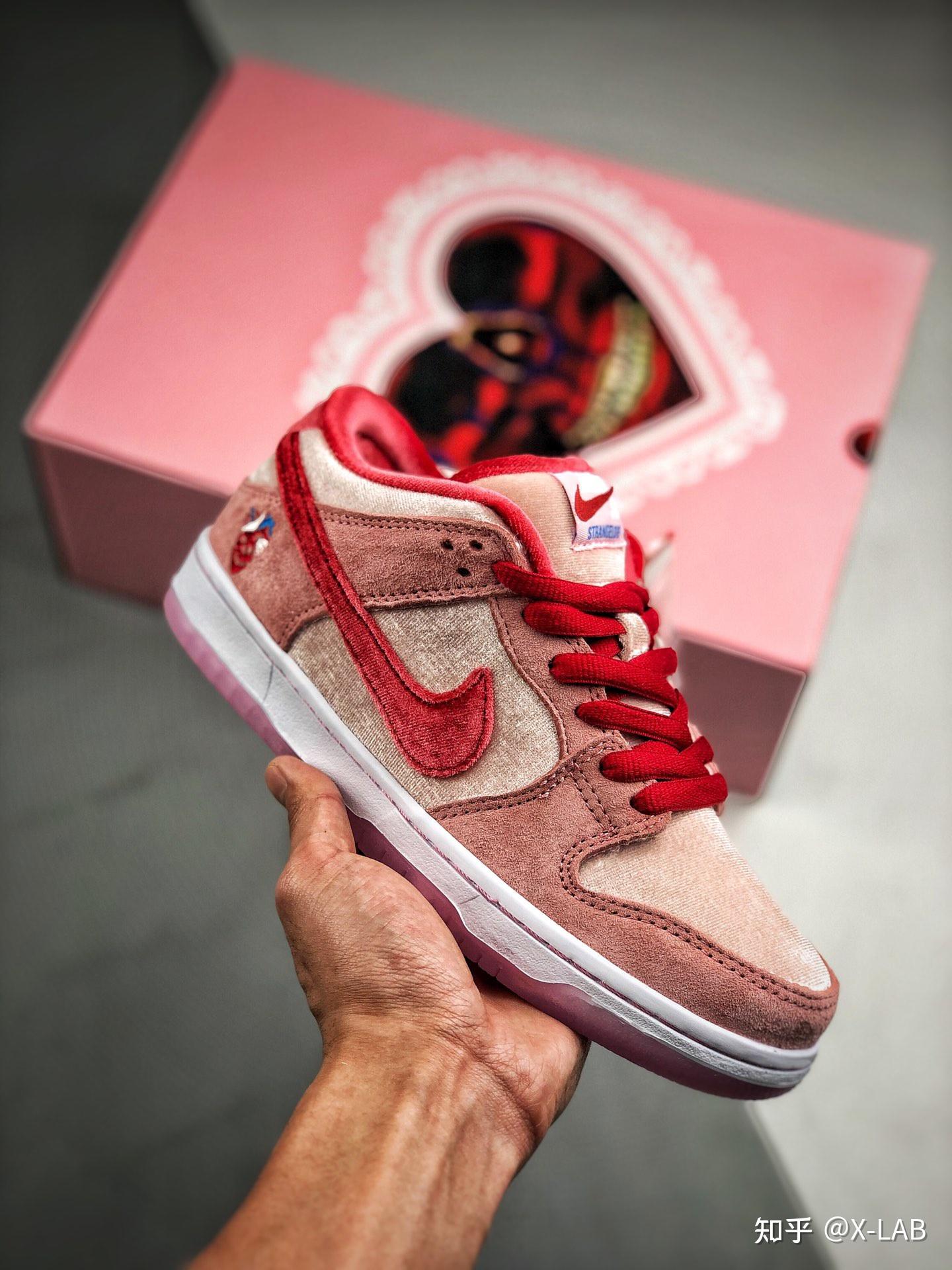 潮鞋stronglovenikedunklow情人节限定汪苏泷小鬼明星同款