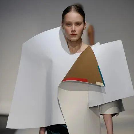 siainterview中戏的理科生用3d建模做服装设计能有多惊艳