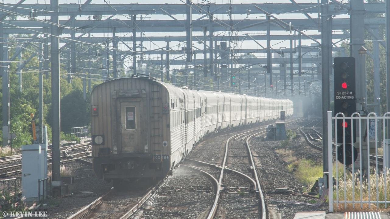 全世界编组最长的图定旅客列车是哪趟?编组有多少节?