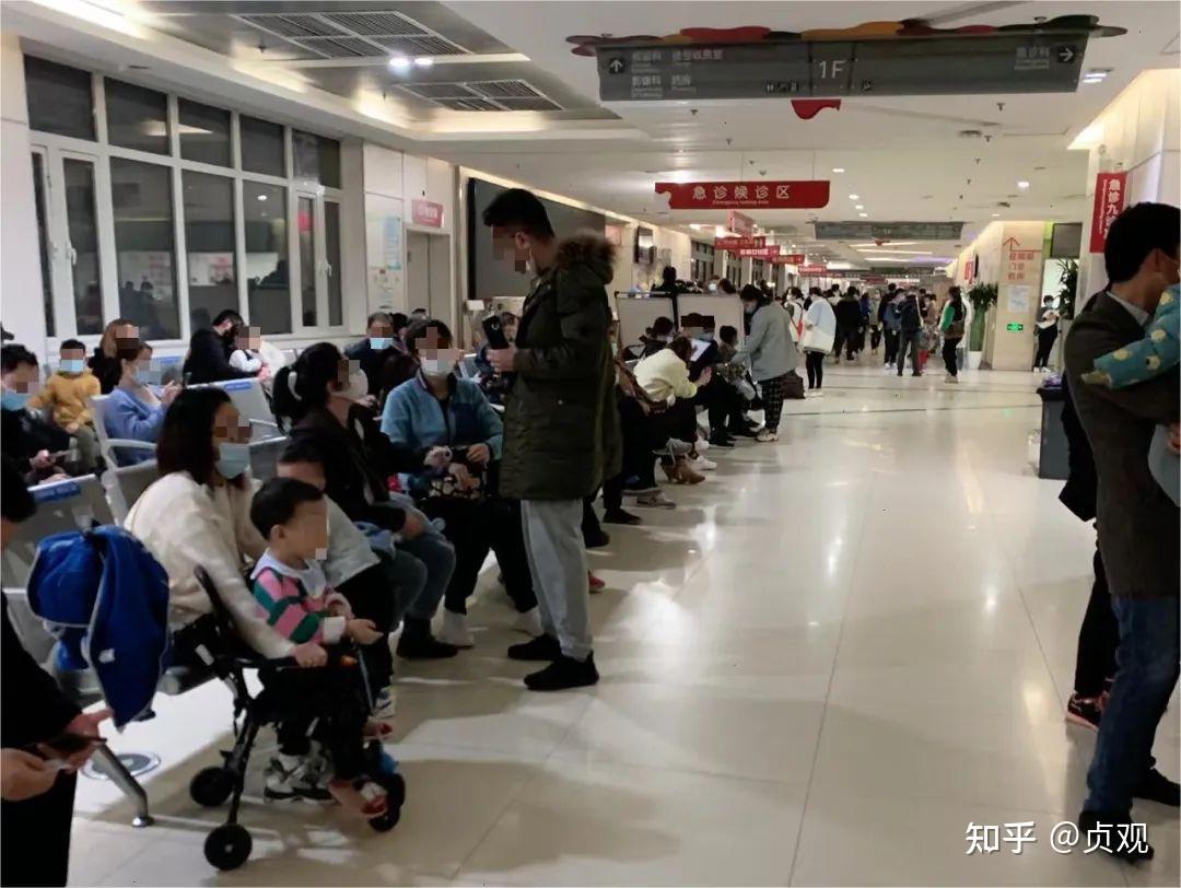 包含301医院医院排队代办挂号儿童看病专人照看，减少哭闹焦虑的词条
