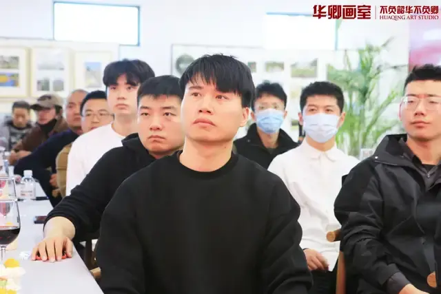 热血高燃华卿画室全体教师郑重宣誓一起拼一定赢