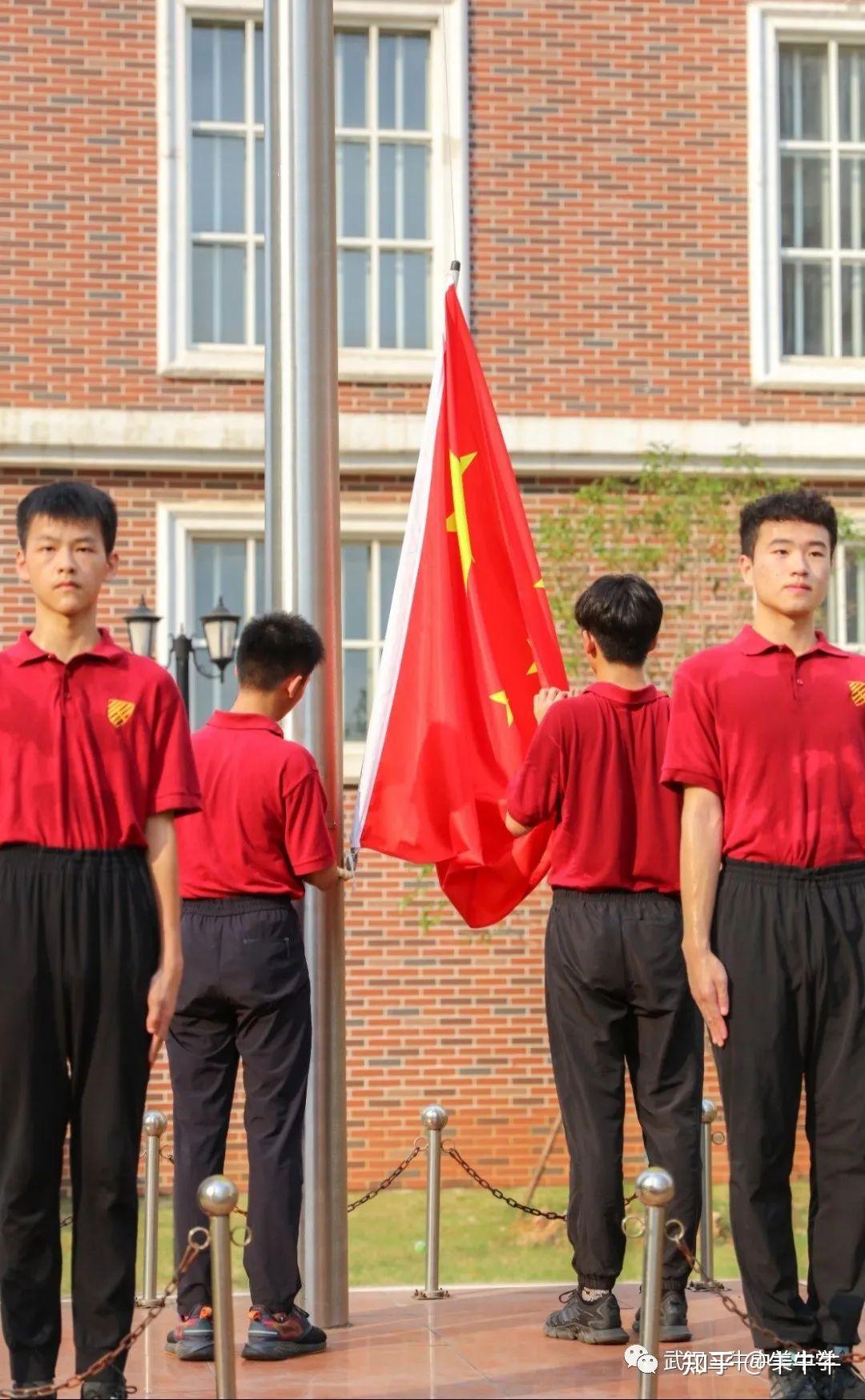 齐步走,走向光明未来!三牛国内高中部新高一学生军训回顾