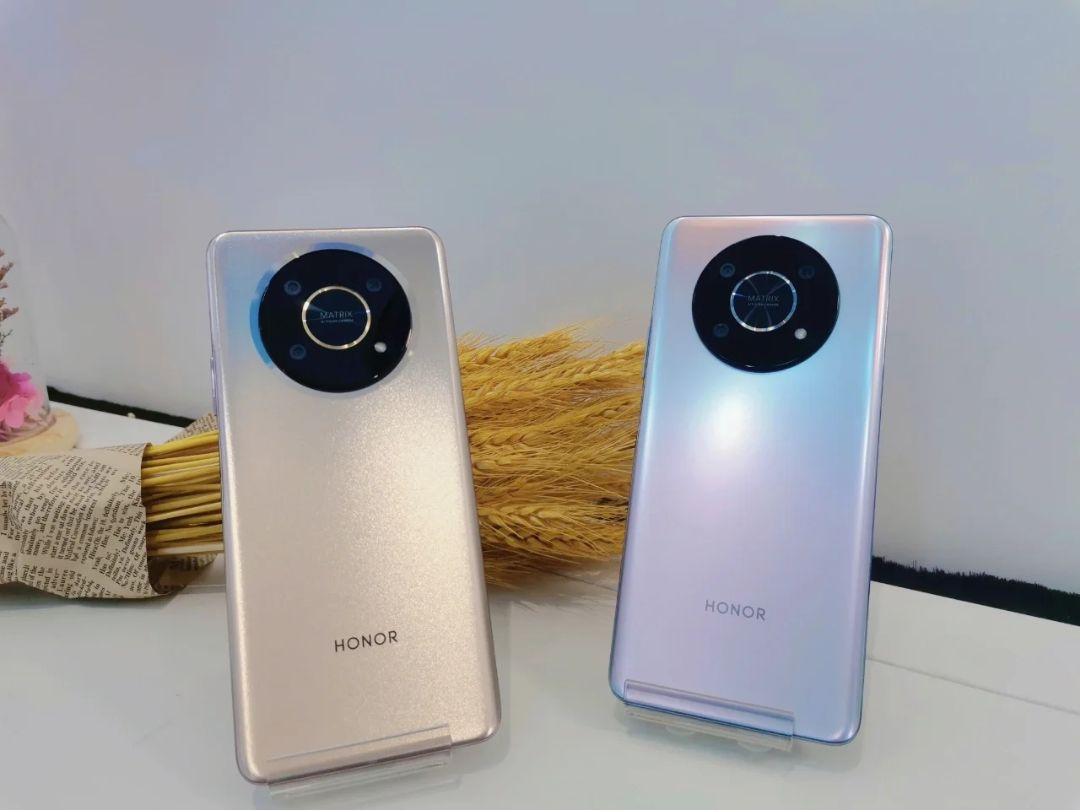 同样是千元机荣耀x30和荣耀x10有什么区别现在买哪一个好呢