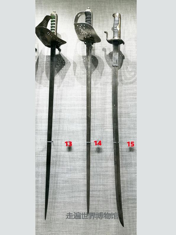 军事博物馆看展:中外各式军刀集锦,我三军仪仗队指挥刀太酷帅 - 知乎
