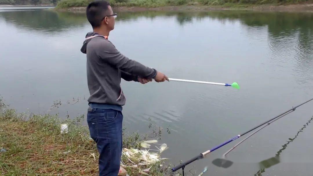钓鱼不打窝钓的也不多春分过后钓鲫鱼选对窝料是关键