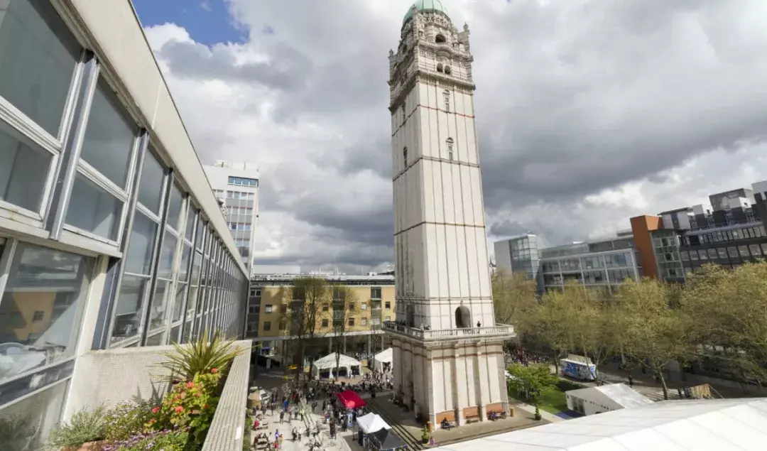 最新英国宣布7月19日完全解封但确诊人数连续创新高留学生慌了