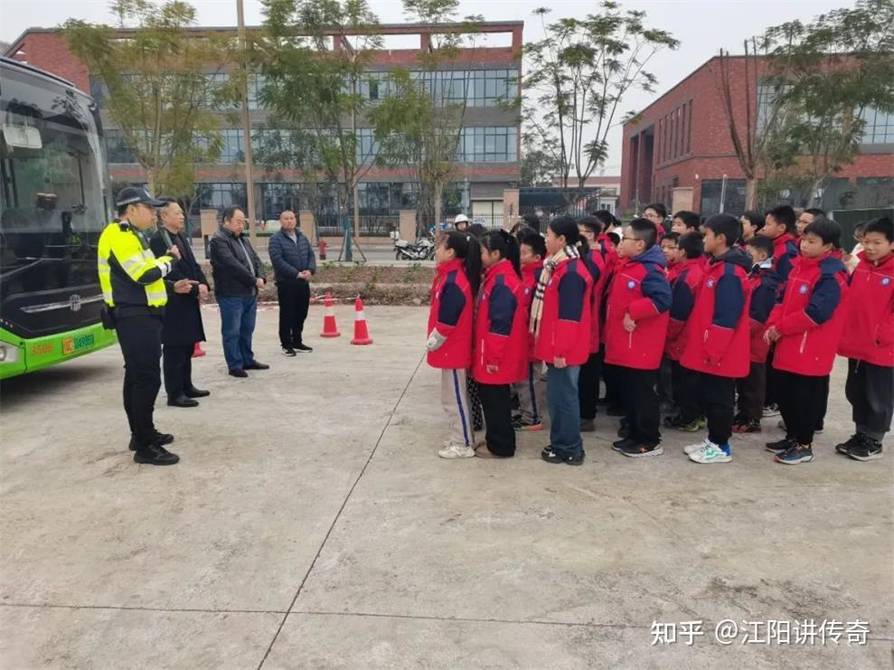 自贡市龙湖实验学校图片