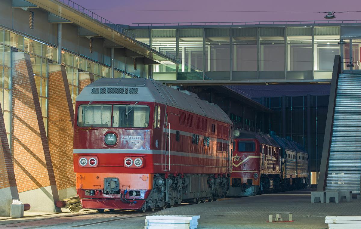 内燃机车科普至今仍然是内燃机车的速度记录保持者tep80型