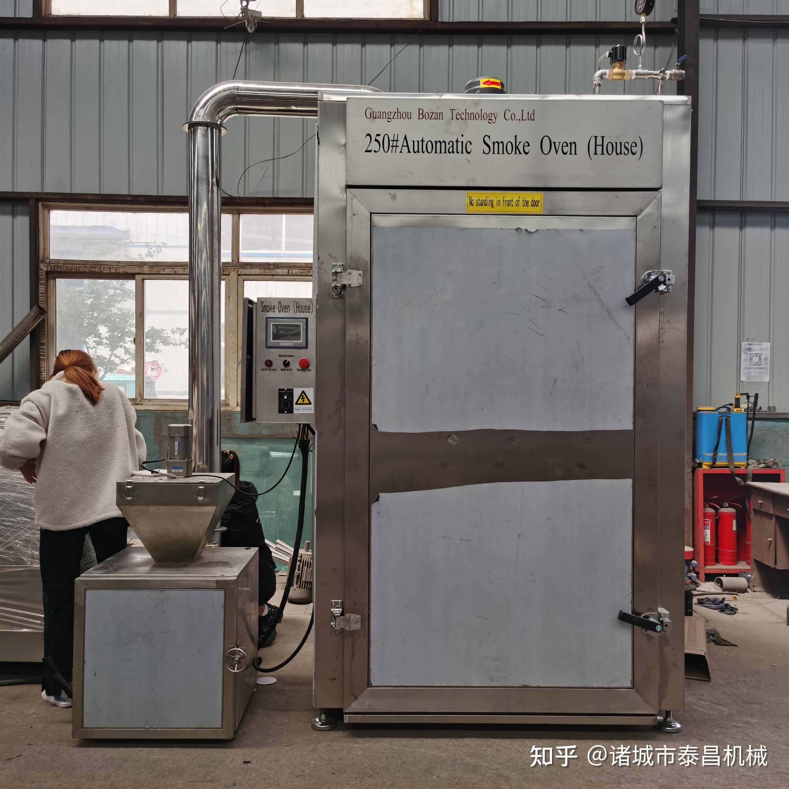 熏鸡机器,烟熏豆干烘烤炉,牛肉干烟熏炉,红肠机器设备,香肠腊肉专用熏