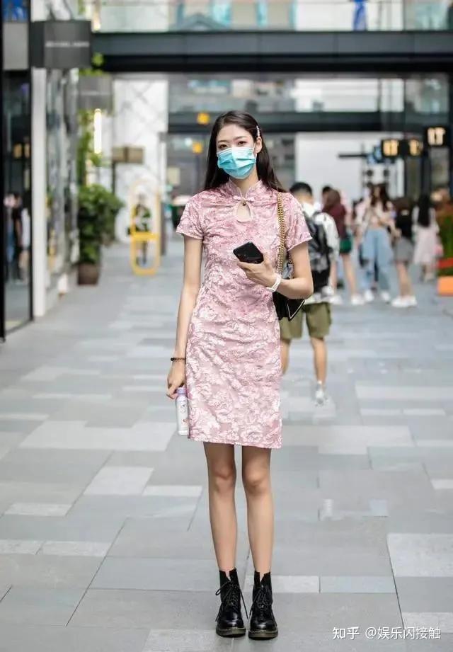 旗袍这样穿优雅有气质结合时尚元素百搭又时髦谁穿谁时髦美丽