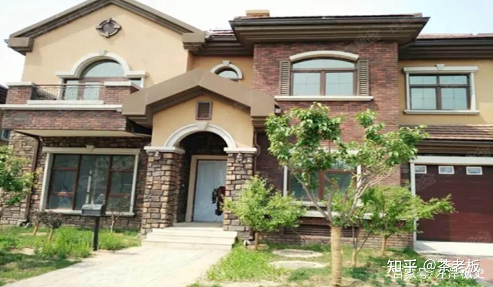 揭秘七号别墅秘密高价租别墅每个女孩要专业培训交5000押金