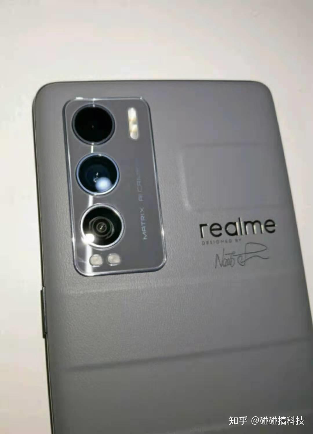 我个人认为realme的成功主要有三点,其一就是扎实厚