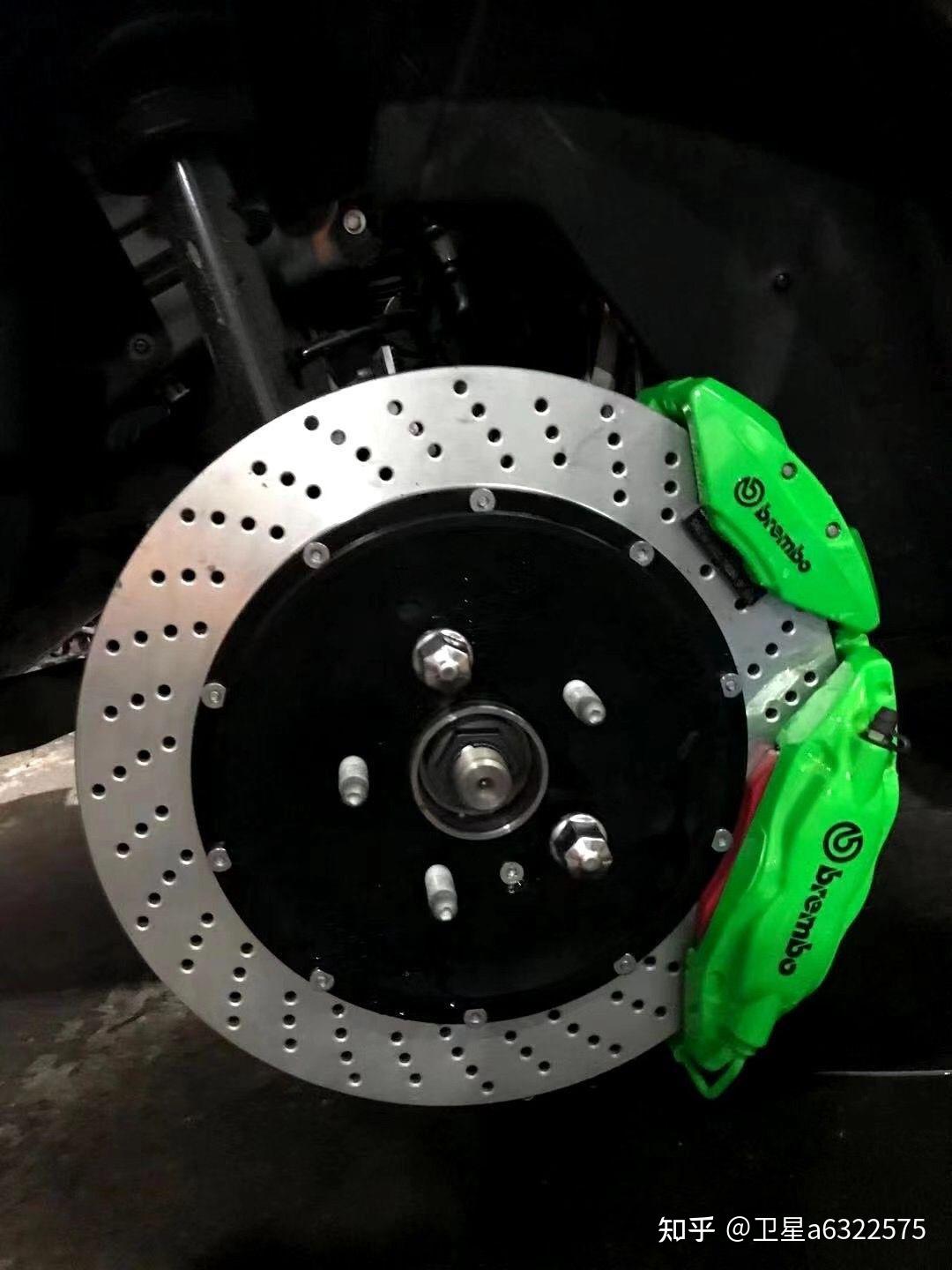 凯迪拉克ct5刹车升级brembo前6后4电子卡钳套装颜值制动的完美呈现