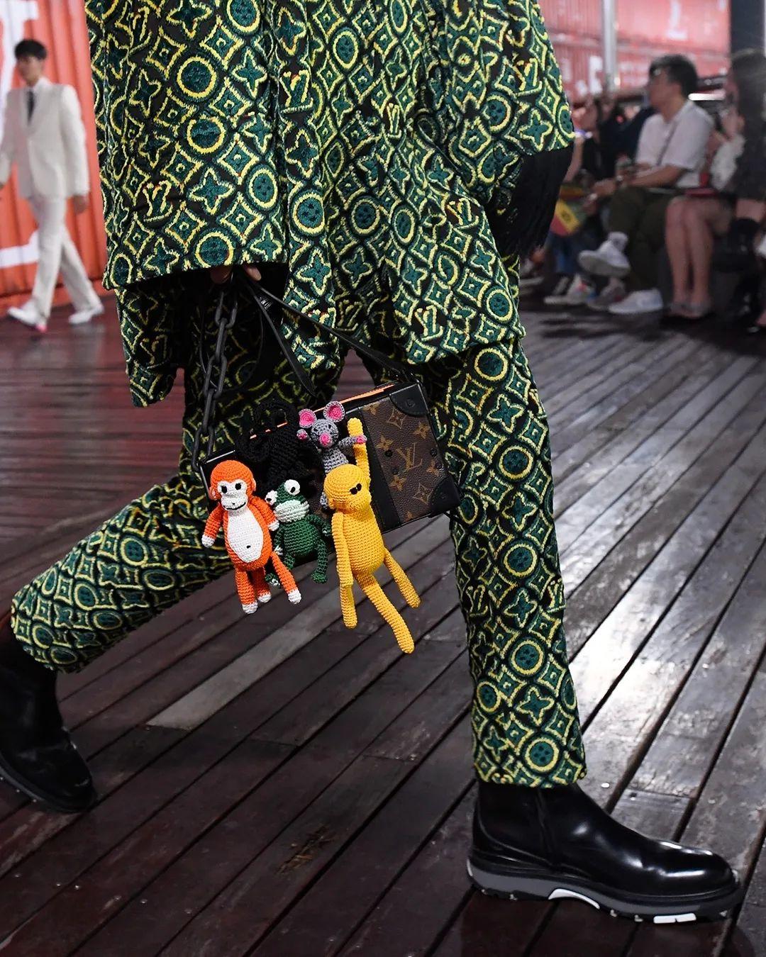 吴亦凡压轴的 lv 2021 春夏上海大秀除了热搜还有哪些惊喜