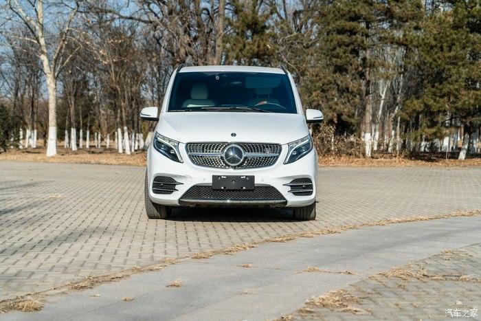 真香警告白色款奔驰v260l巅峰改装欢迎鉴赏