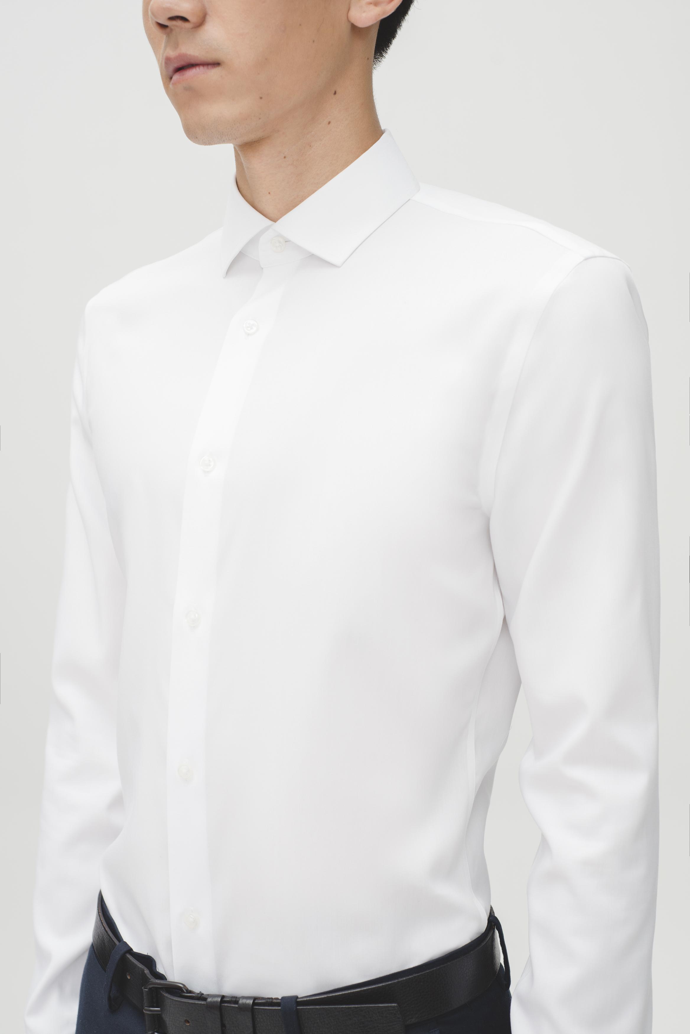 男生白衬衫应该怎么搭配才不会显得太正式或是太俗？ - 知乎
