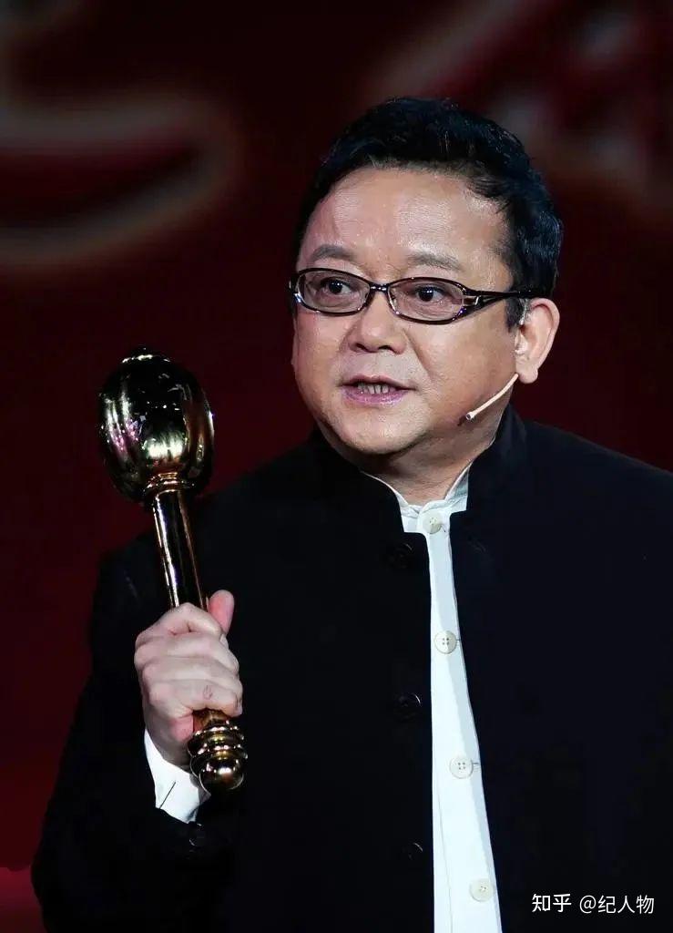 文物这个节目最大的特色就是"一锤定音"《收藏天下》的鉴宝节目2012年