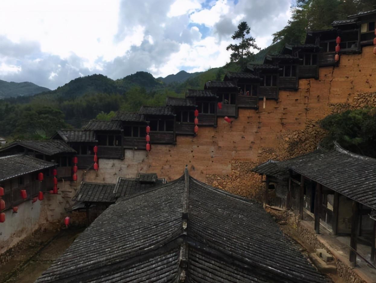 古老神秘的畲族传统民居建筑故事