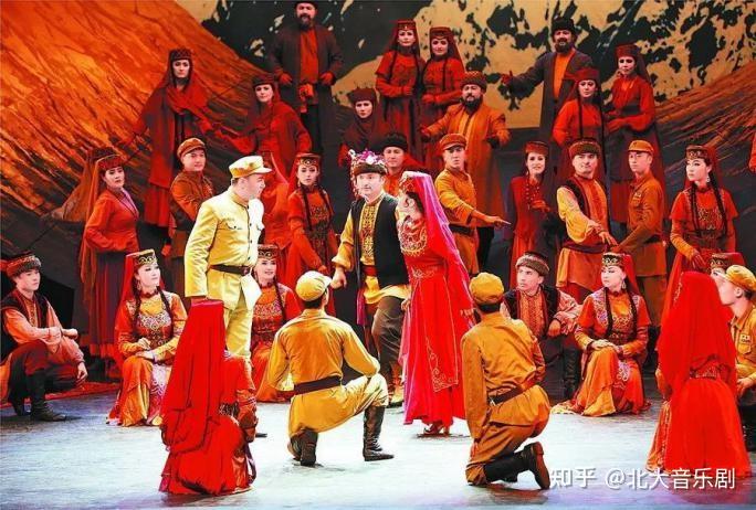 从音乐剧开始