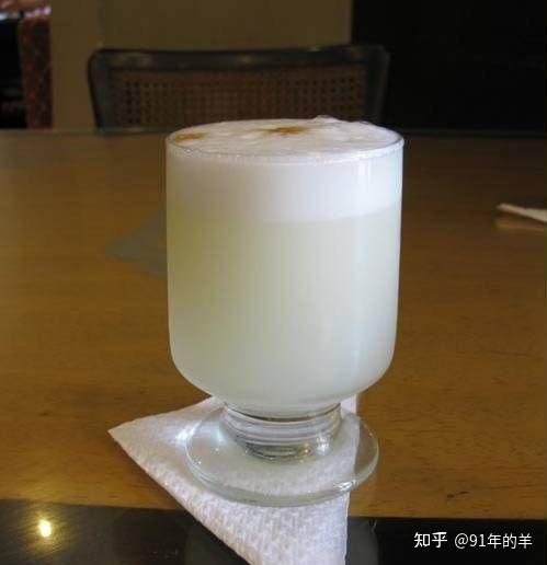 皮斯可酸酒(pisco sour)经典鸡尾酒解