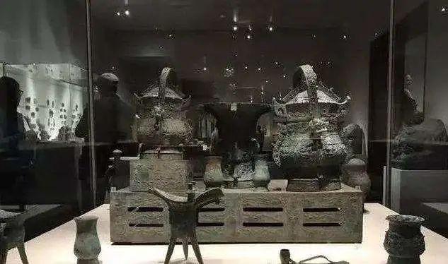 不接受反驳!中国青铜器的王国里,他就是国王!——国宝“青铜禁”解密 - 知乎