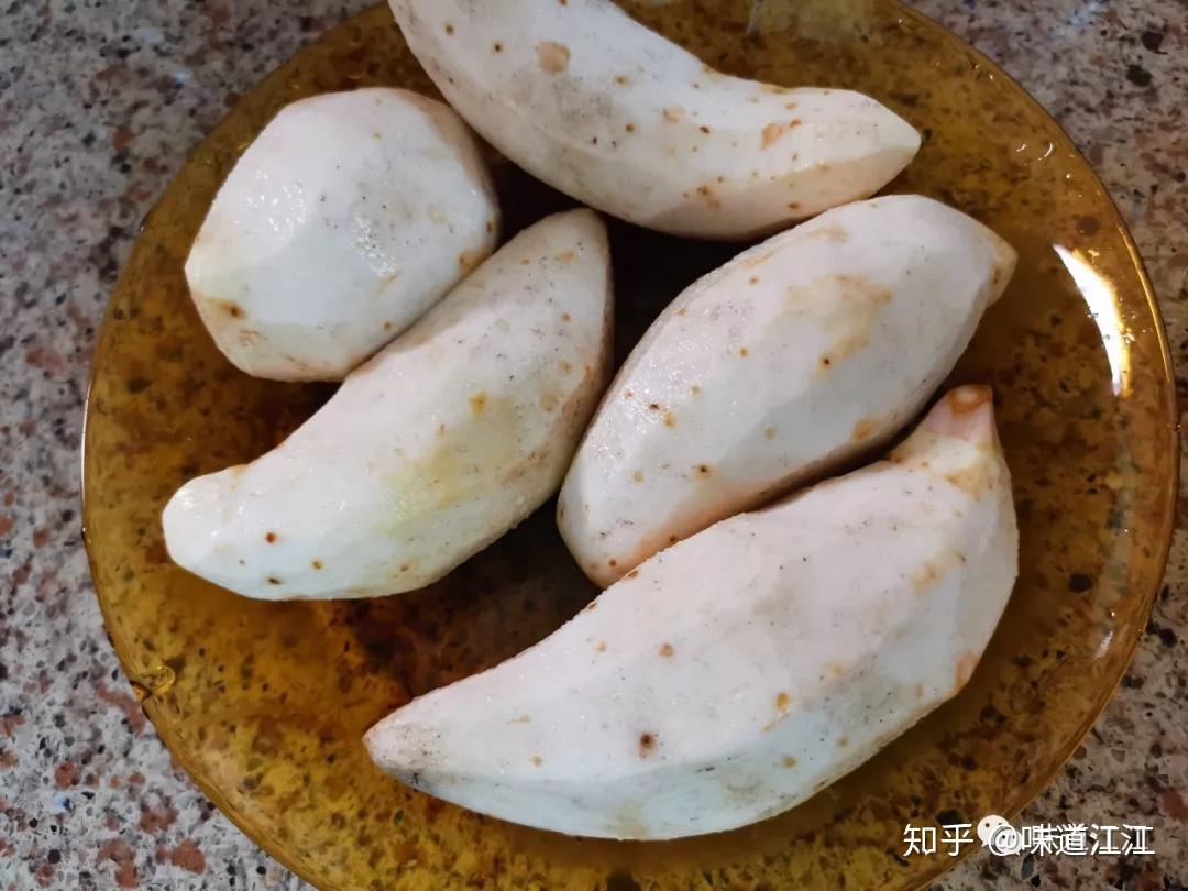 营养美味的菌菇芋艿排骨汤