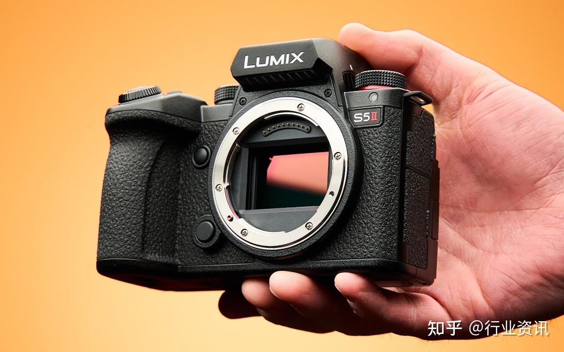 目前性价比最突出的四款全画幅微单索尼alpha7cii位居第四