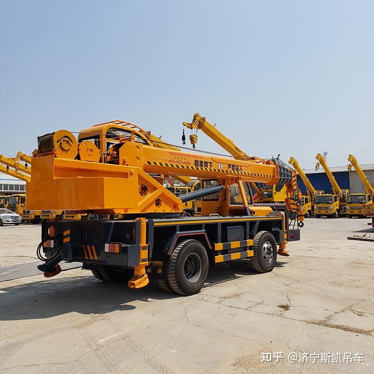 6吨变形金刚吊车性能介绍