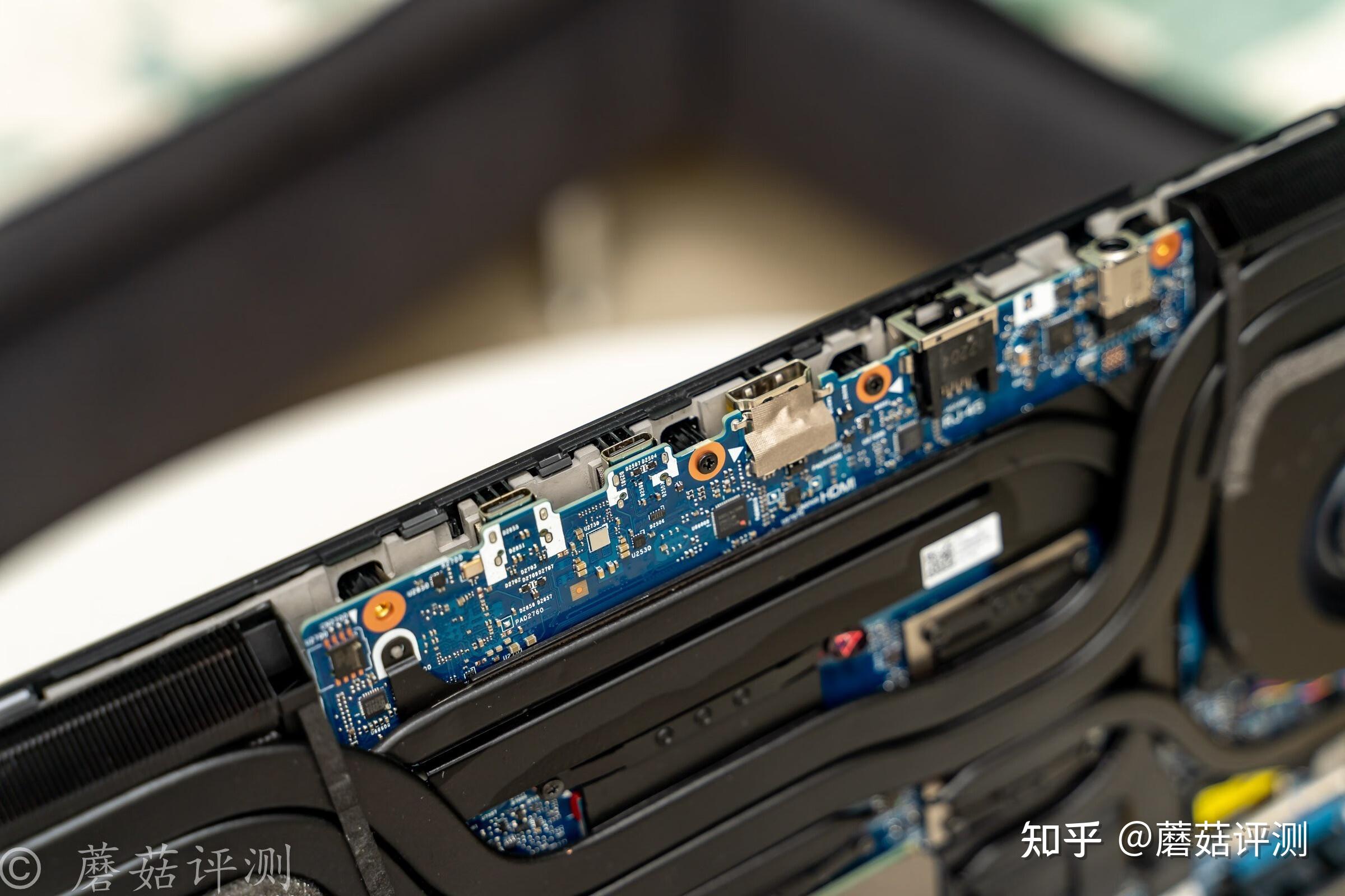 精致外观爆表性能一触即发rog枪神6plus超竞版游戏本拆解评测