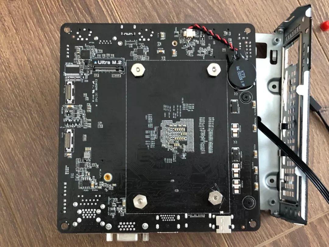 3000元能装出怎样的电脑deskminia300体验