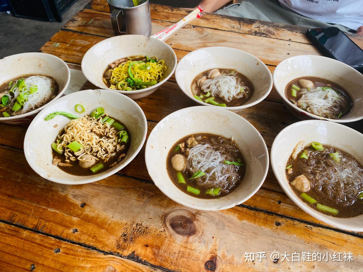 🇹🇭曼谷|泰国小碗船面，必吃的街边美食 - 知乎