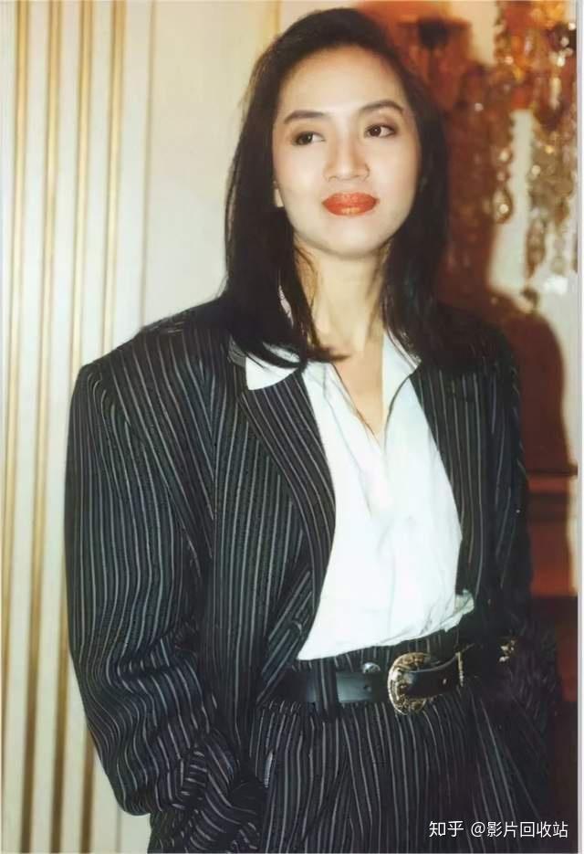 香港女儿梅艳芳死后家产送知己送信托基金就是不给家人