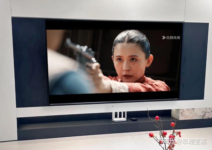 2026年春季家电换新,用万元+入手海信小墨E5Q Pro(100寸款),打造家庭影院值不值?亲身体验分享,想换新电视的友友们可闭眼抄作业啦!
