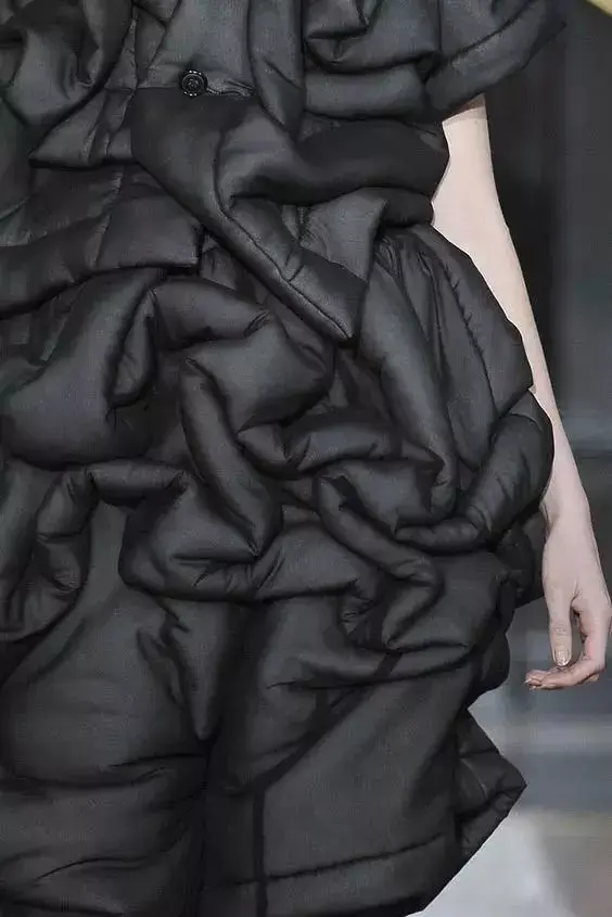 服装面料的二次设计:面料再造 - 知乎