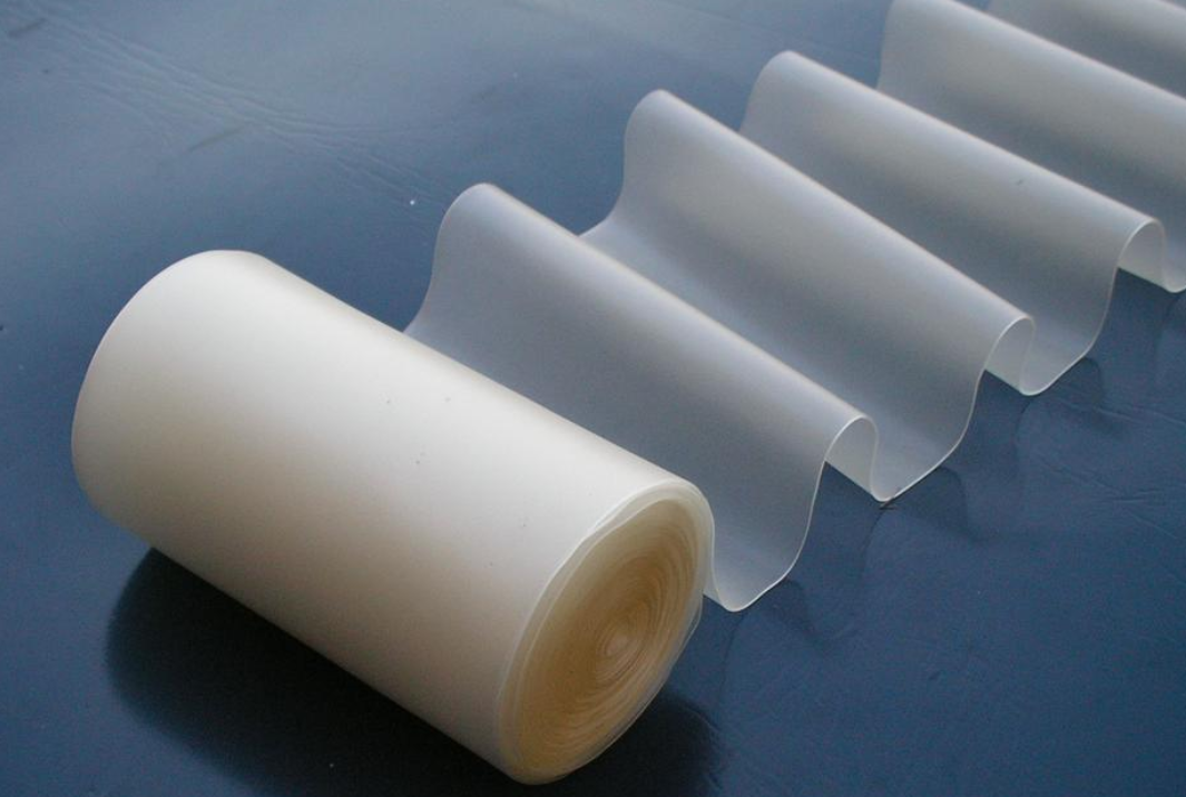 02 啥是eva光伏胶膜?啥是poe光伏胶膜?