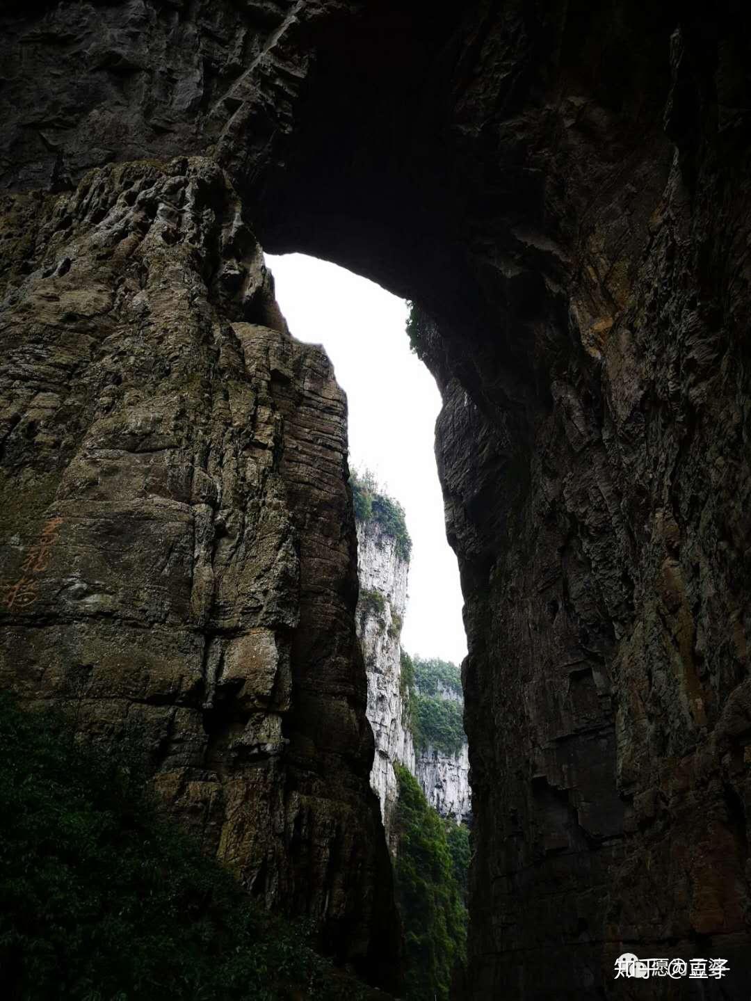 打卡重庆,你不可遗忘的天坑地缝 - 知乎