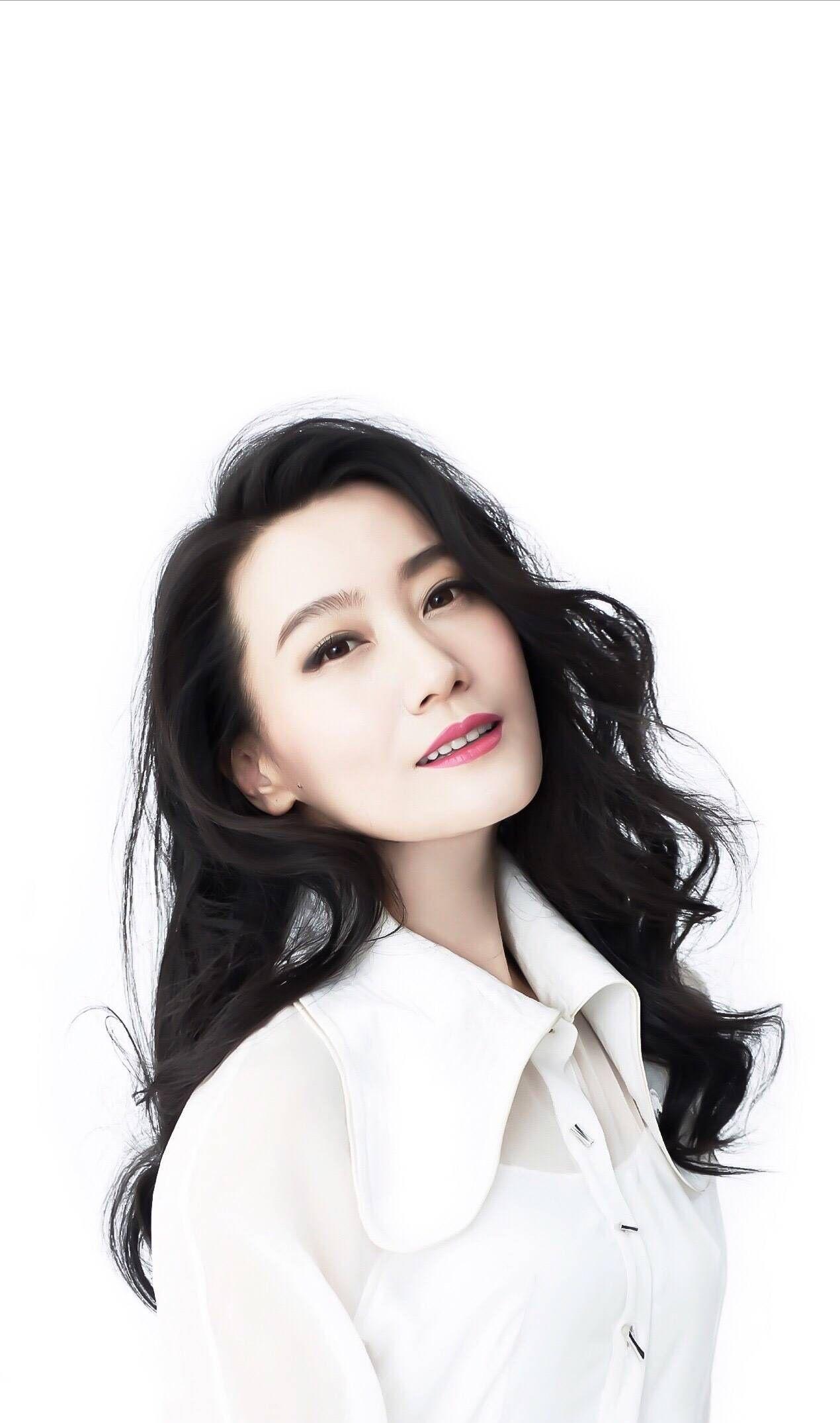 如何评价谭晶的长相