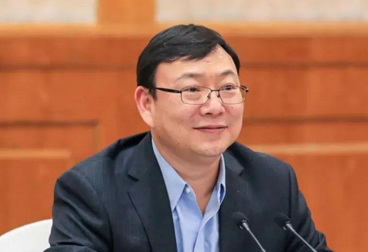 民生银行两任空降行长交接棒