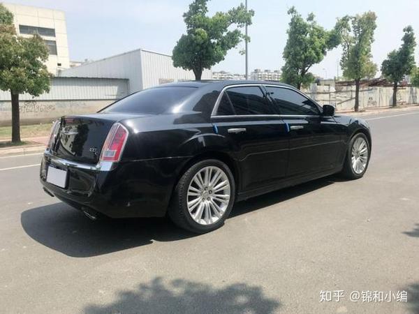 最高のコレクション300c 中古車 ただの車