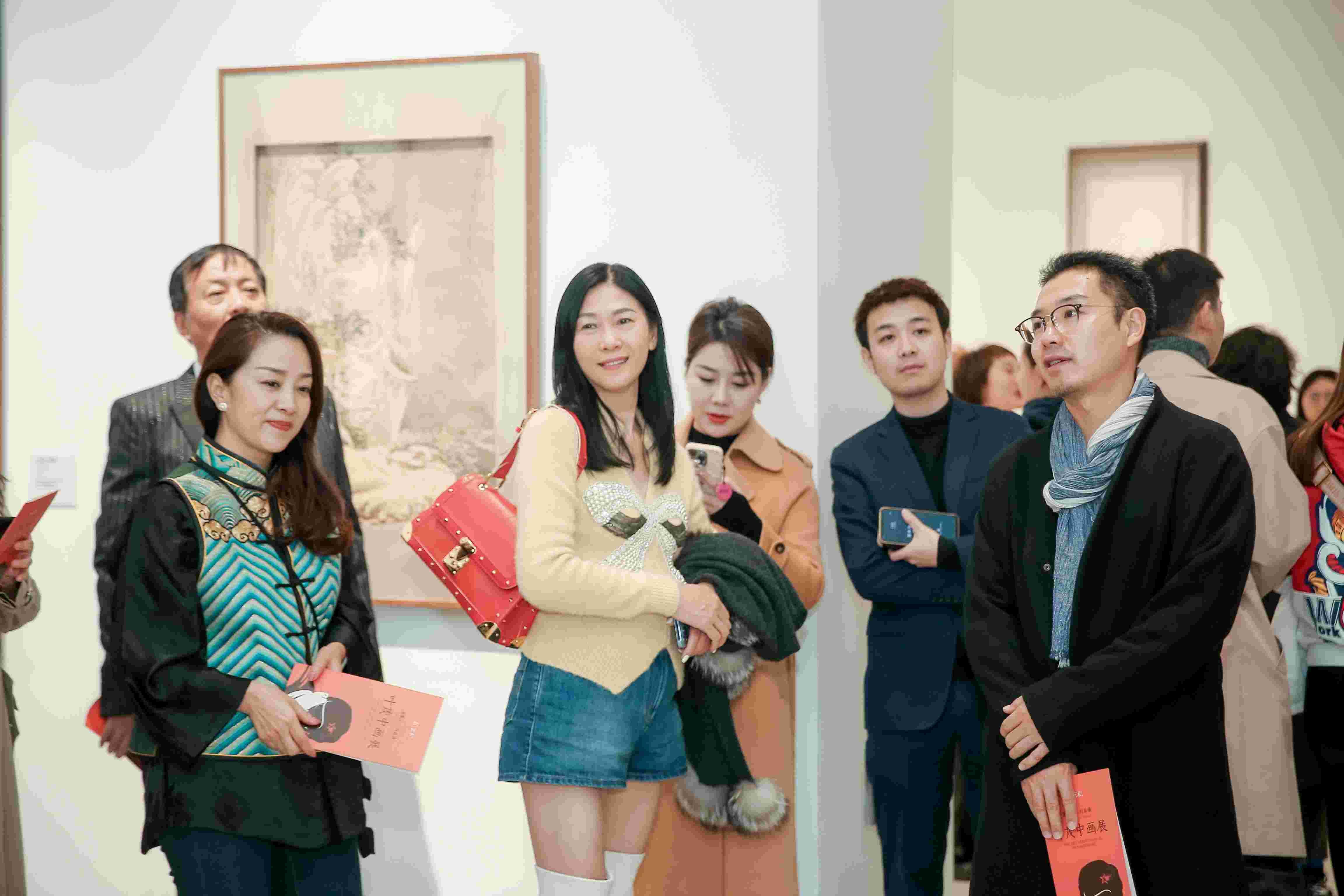 嘉艺术叶茂中画展成都首展开幕