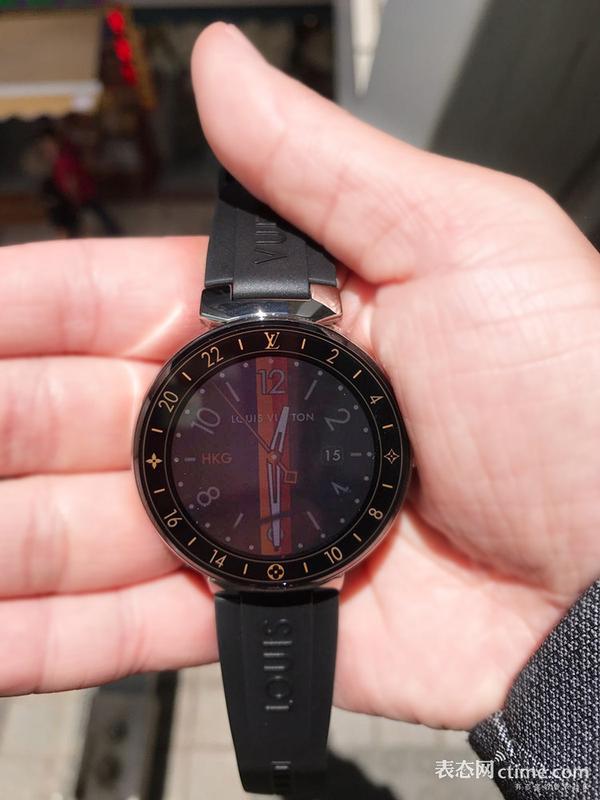 Louis Vuitton Tambour Horizon 42 Smartwatch