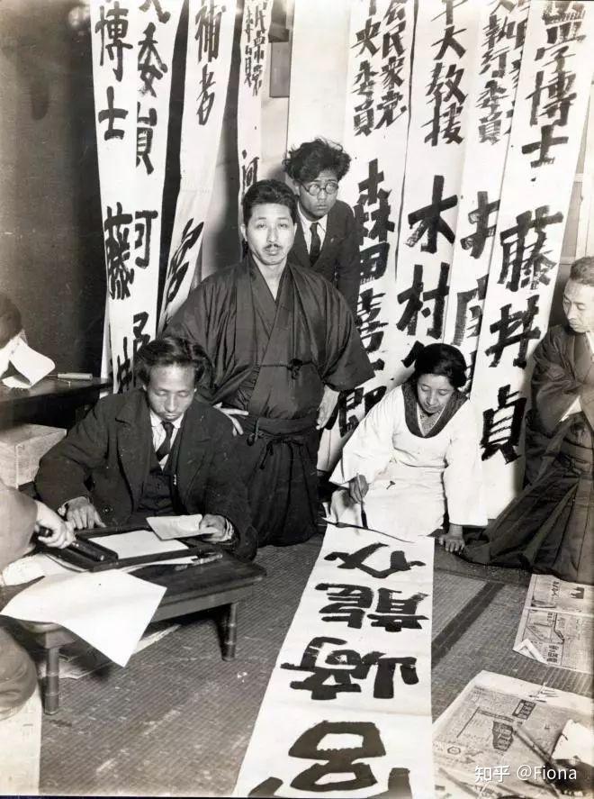 柳原白莲何以放弃华族地位宁愿在饥寒交迫中以文字养活家小