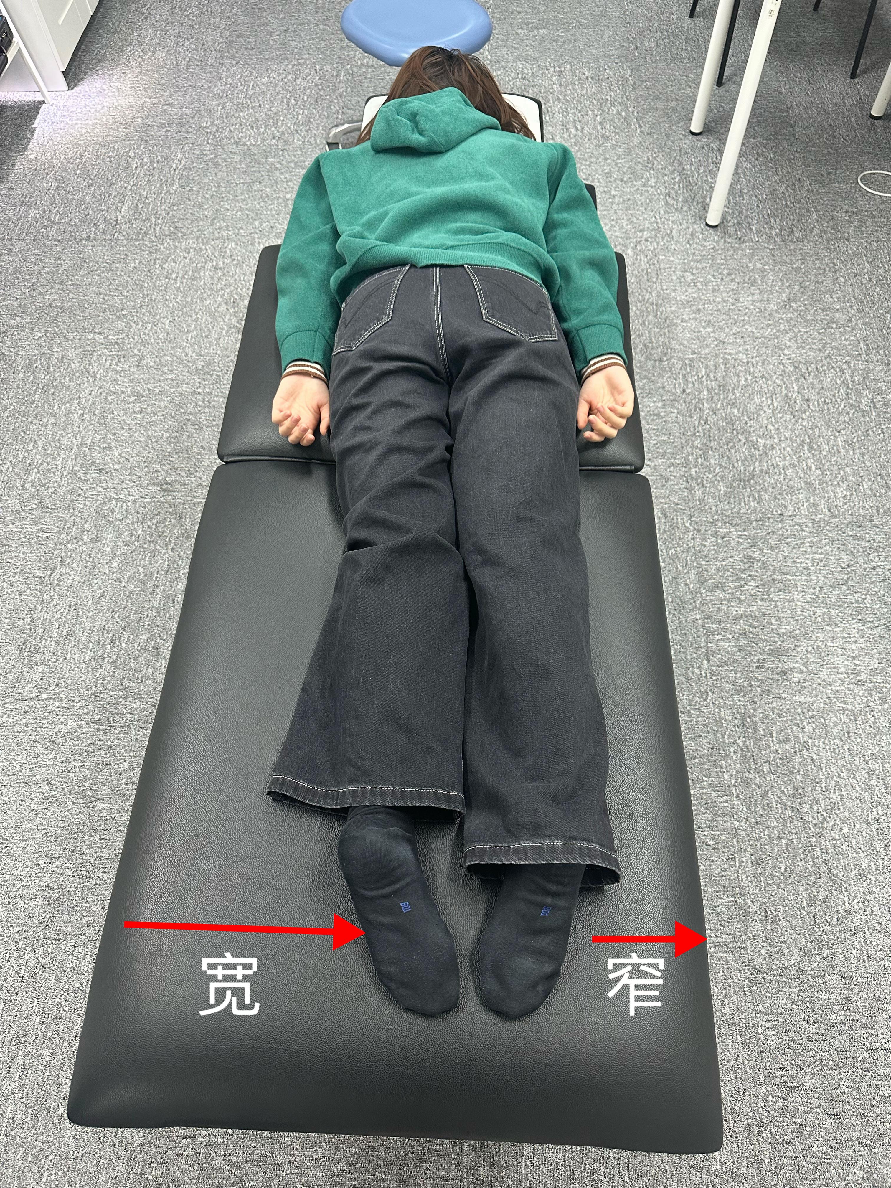 躺着或是趴着,身体是歪的,那你可能有脊柱侧弯! - 知乎
