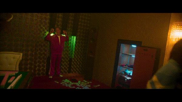 《关于我和鬼变成家人的那件事》豆瓣8.2,直男和同志冥婚?这部恐怖片也太搞笑了!