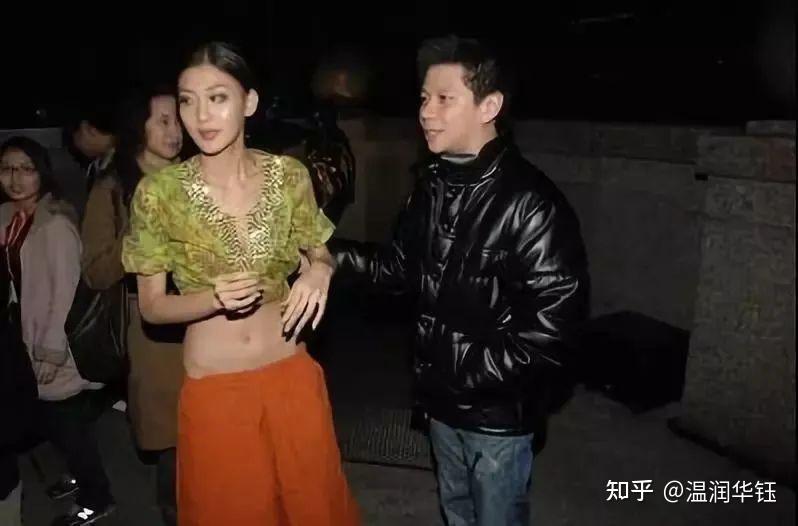 李彩桦男朋友图片