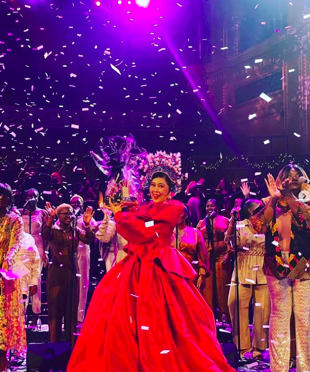 见证历史华人女高音歌唱家皇家阿尔伯特音乐厅开唱现场震撼