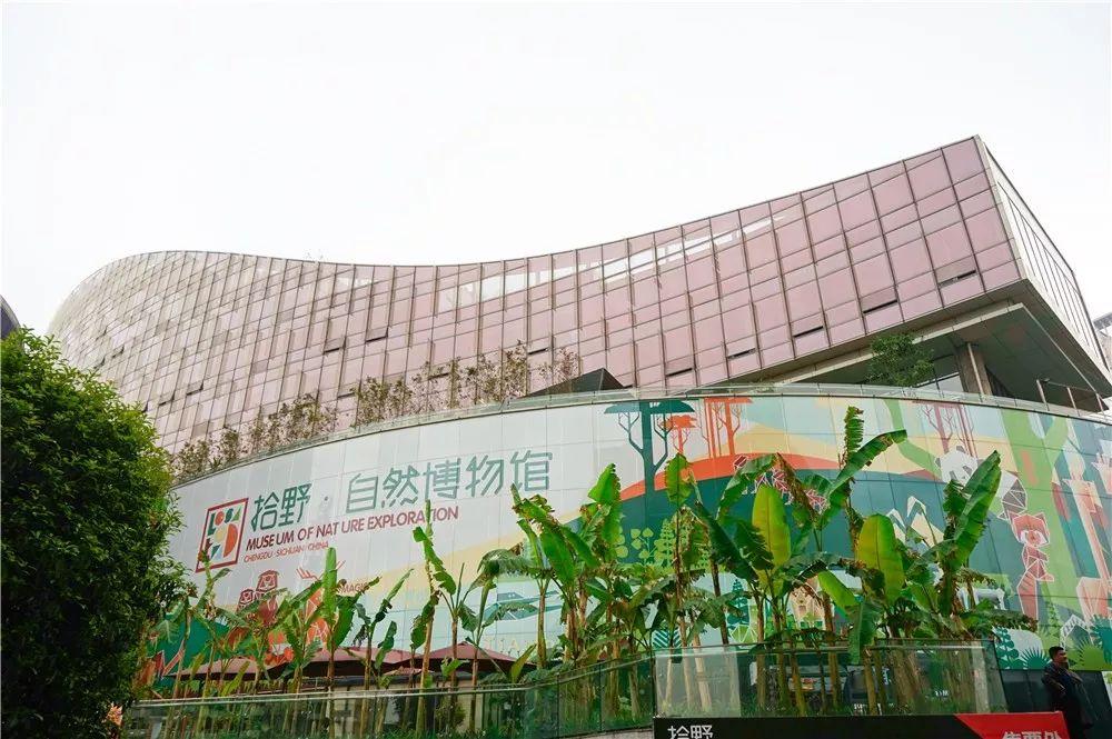 真正实现了"购物中心的野生世界"开启了中国自然博物馆入驻mall的先河