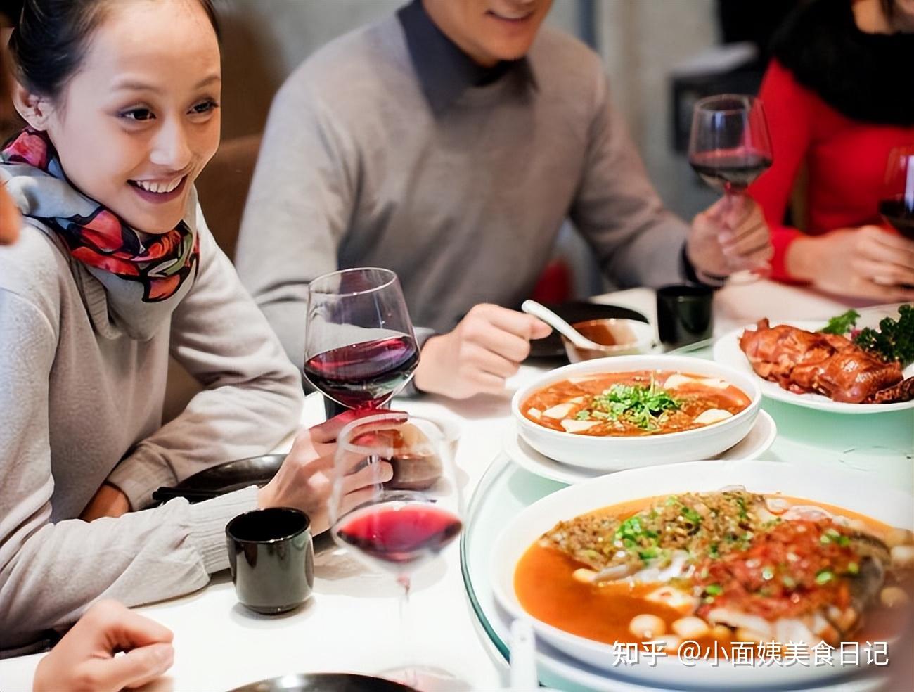 自己做东请客吃饭,祝酒词不会说?行家:记住这“三句话”通吃 - 知乎