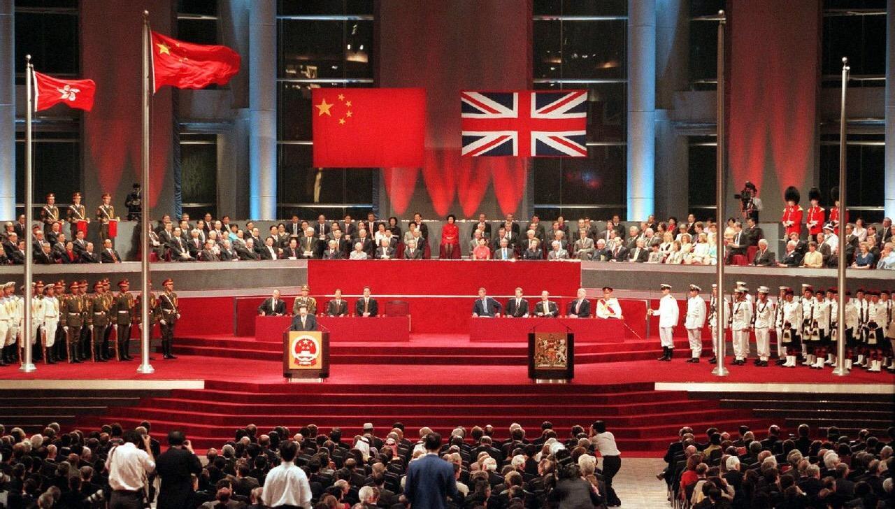 从殖民地视角出发的香港史读高马可香港简史