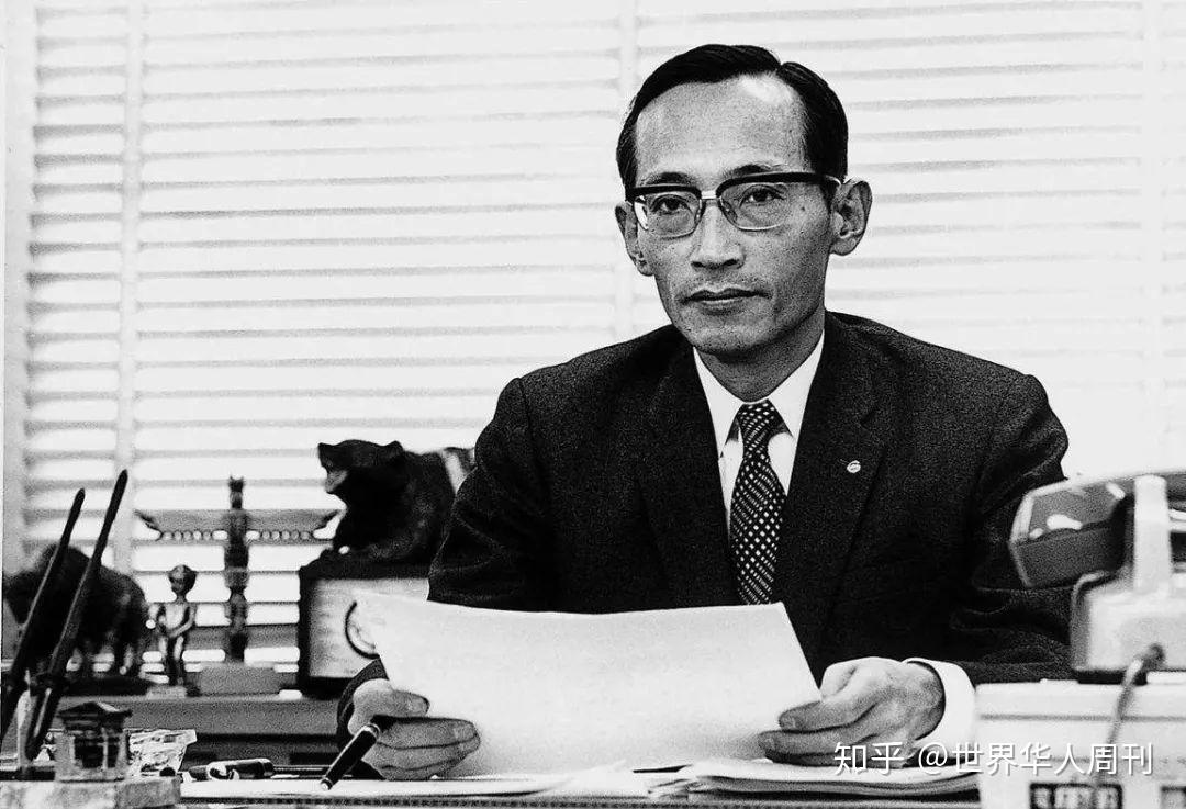 在空缺3年之后,1984年6月5日,竹中正久宣布继任山口组第四代组长,但这